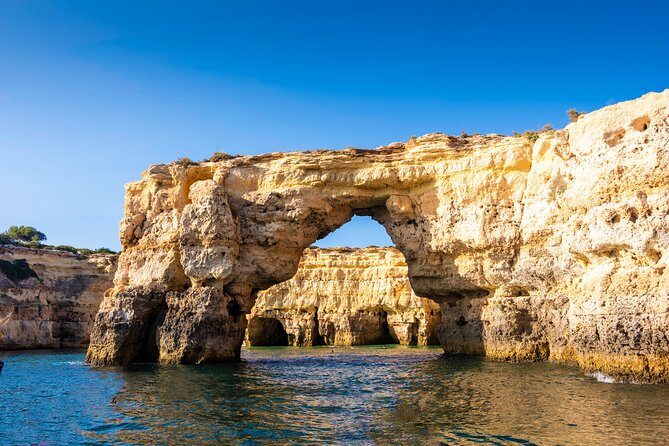 NEW Lagos-Watching Dolphins and Benagil Cave with Biologists - Comfort, seating, and the practical side of the boat
