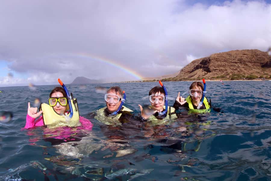 Oahu: Snorkeling & Dolphin Watch Cruise w/ Luau Style Buffet - Cruising the Waianae coast from Ko Olina