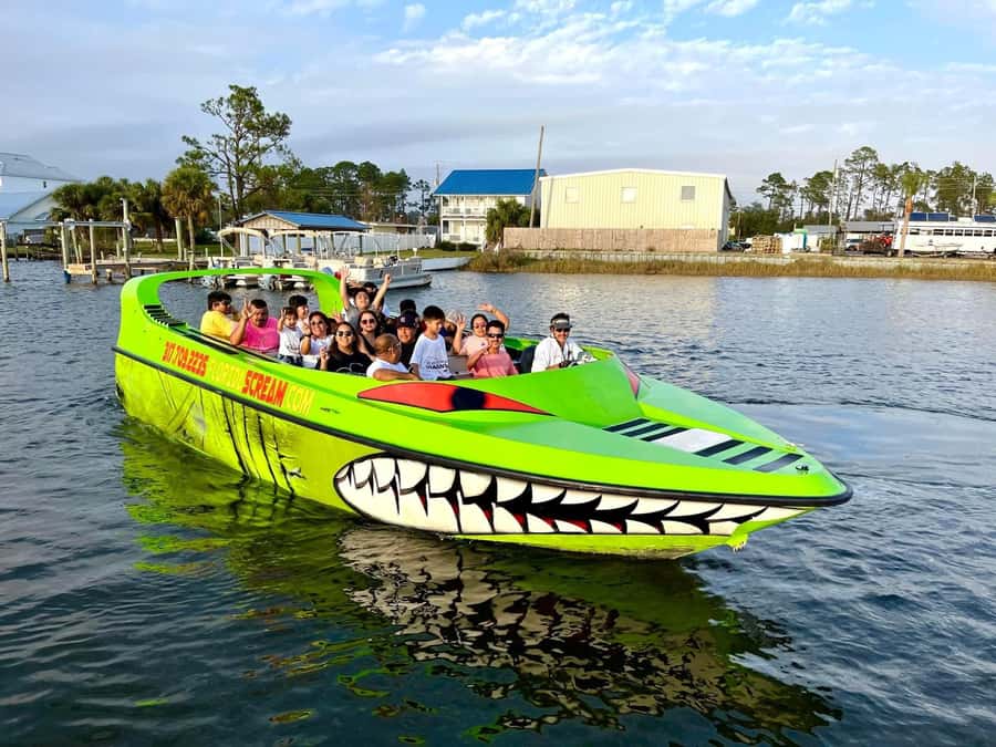 Panama City: Sunset Tour with Dolphin Watching - The boat ride: speed, turns, and a 360-degree spin