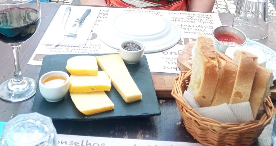 Ponta Delgada: Fat Dolphin Food Tours - The best fit for this Ponta Delgada food walk