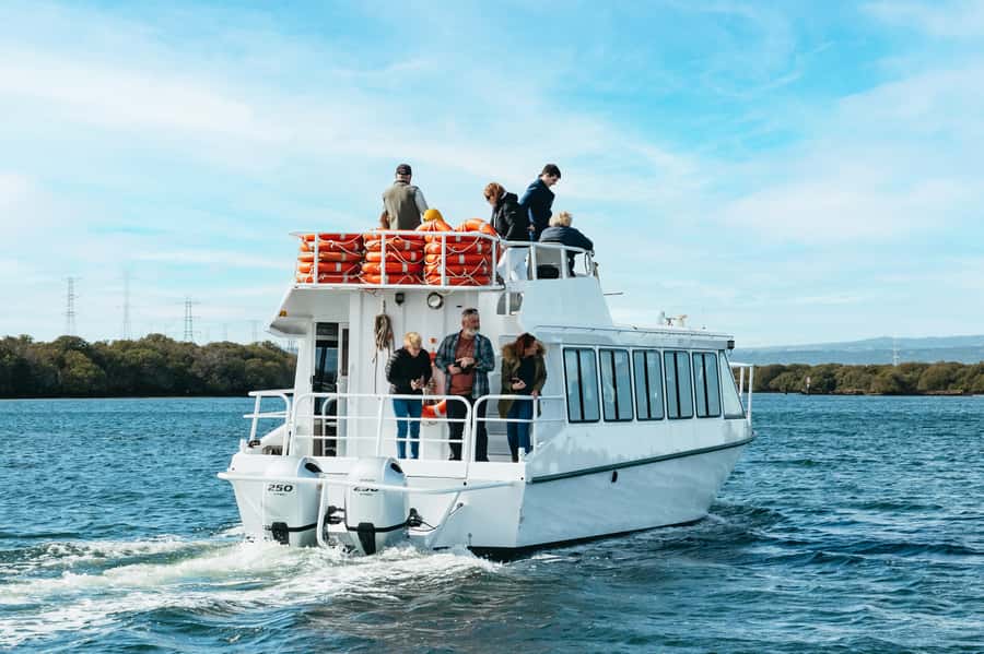 Port Adelaide: Dolphin and Ships Graveyard Cruise - Finding the lighthouse at 1 McLaren Parade