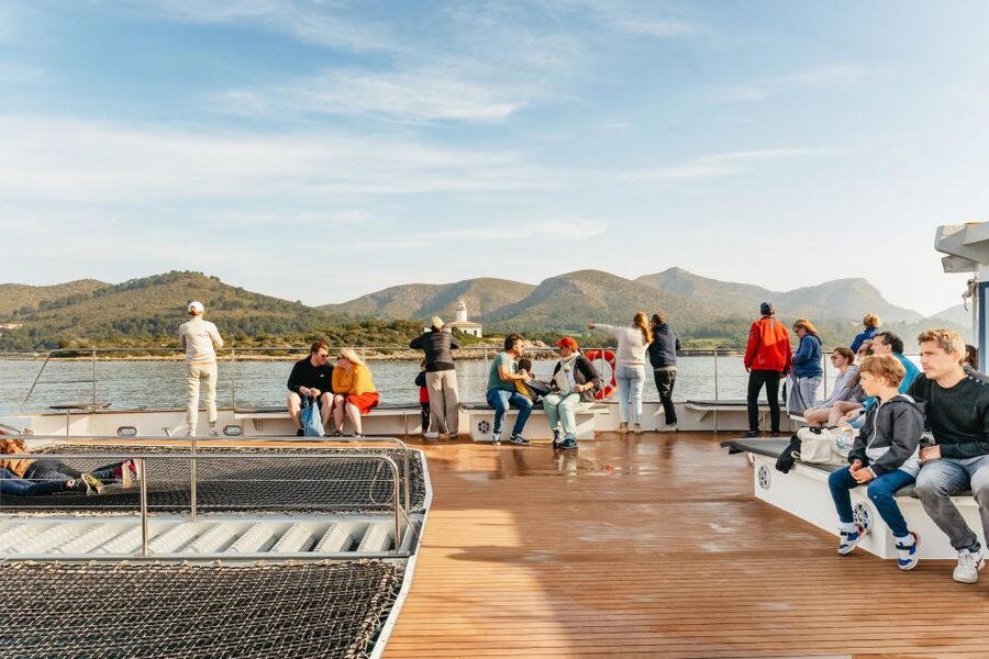 Port d'Alcudia: Sunrise at Sea & Dolphin Watching Boat Tour - The sunrise and coastal views