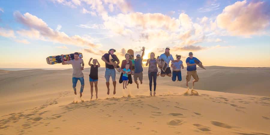 Port Stephens: Dolphin, Lunch, Koalas&Sandboarding -Mandarin - The Chinese-language tour and guide style