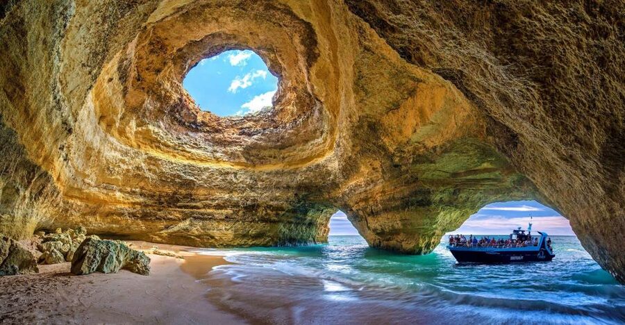 Portimão: Benagil Caves & Dolphins Watching with Biologist - Practical verdict