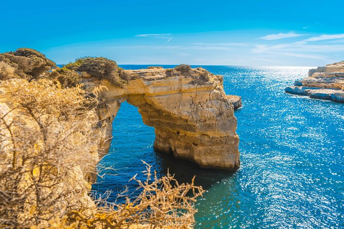Portimão:Embark on Nature•Benagil and Dolphins•Biologist on board - Benagil Cave: spectacular, but keep expectations realistic