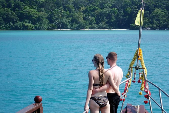 Private Full-Day Blue Dragon Yacht for Snorkeling Koh Tan & Visit Pink Dolphin - Pig Island is playful, but not everyone will love it