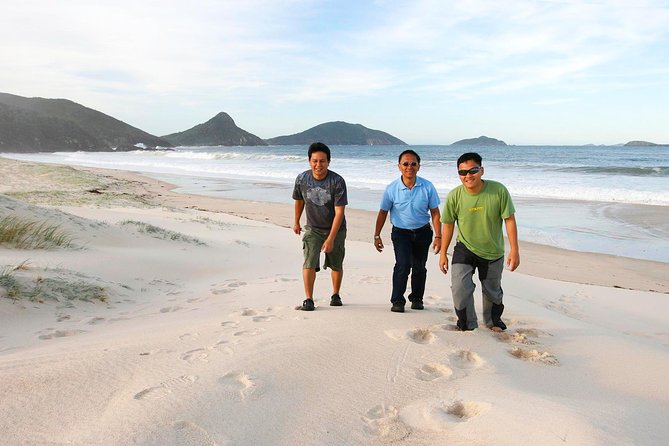 Private Port Stephens Day Trip from Sydney incl Dolphin Cruise - Nelson Bay and three hours aboard Moonshadow Catamaran