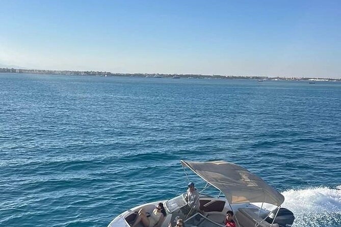 private speedboat 3 hours to dolphin house - Hurghada - Reaching Dolphin House by speedboat