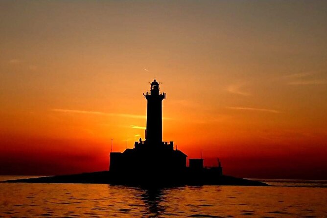 Private Sunset Dolphin Excursion with Dinner and Animation - Crew service and onboard atmosphere