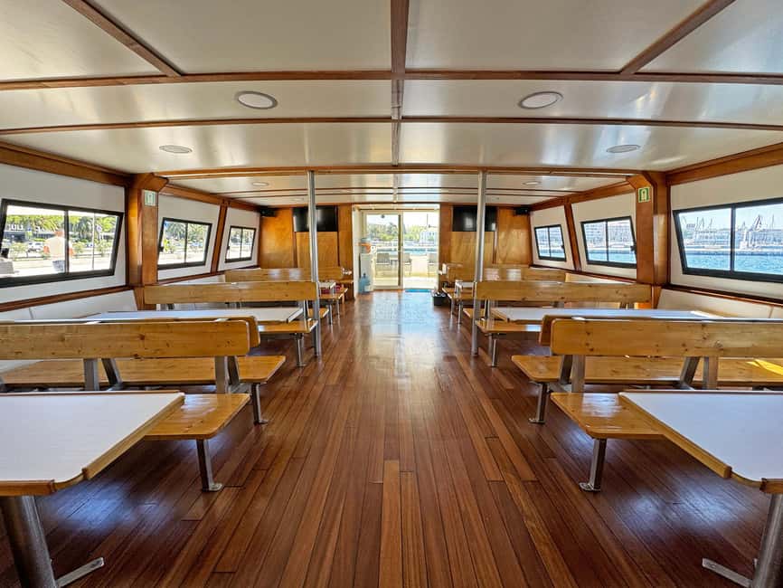 Pula: Dolphin Sunset Cruise to Brijuni with Dinner & Drinks - Sunset over the Brijuni islands