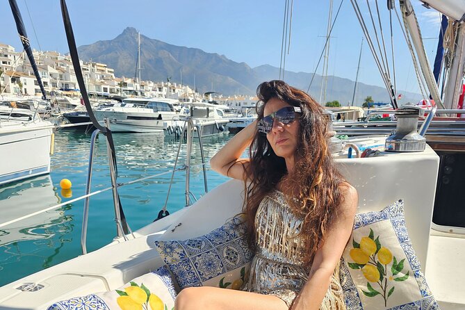 Shared Sailboat Experience Feel nature with dolphins - Searching for dolphins in open water