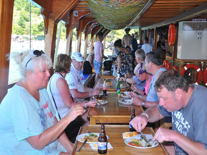 Side: Dolphin Island Boat Tour, Lunch, Sotf Drinks& Swimming - Is $35 good value?