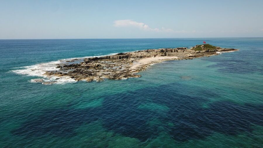 Side: Dolphin Island Boat Tour w/ Lunch & Foam Party - Sailing along the Manavgat River