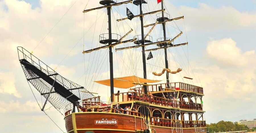 Side: Dolphin Island Boat Tour with BBQ Lunch - From your Side hotel to the Manavgat River