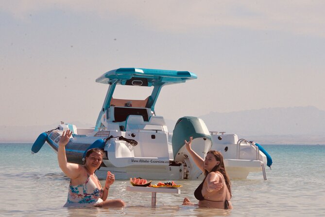 Speed Boat 4 Hours Swim Dolphin, Orange Island ,Snorkeling - A small speedboat instead of a crowded day cruise