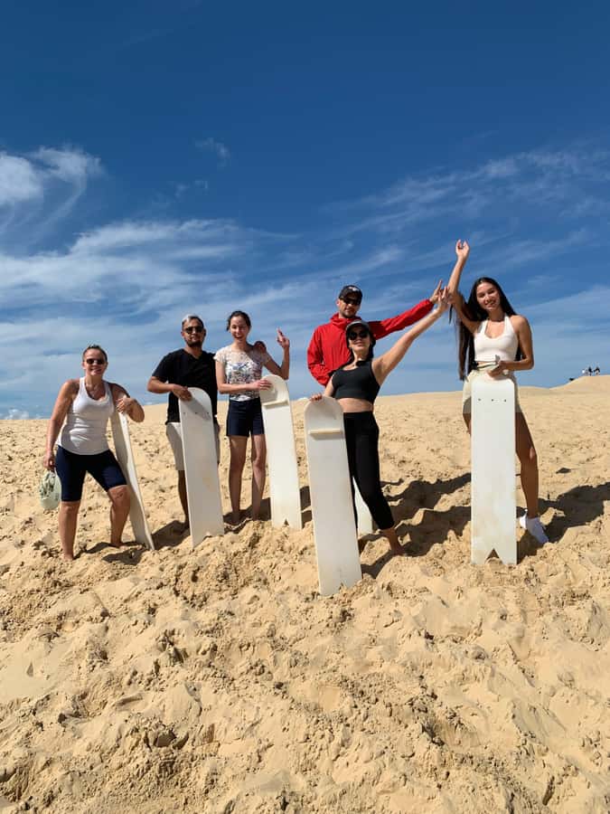 Sydney: Port Stephens Day Trip with Dolphin Cruise or Hike - Choosing between dolphins and Mount Tomaree