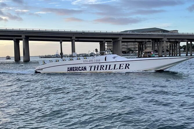 Thriller Speedboat Dolphin Tours in Destin Florida - What the crew adds to the ride