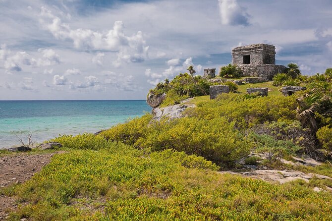 Tulum & Dolphin Connection from Cancun - What the guide and vehicle add