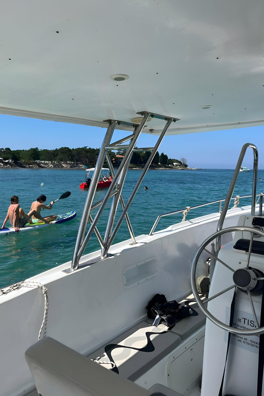 Umag: Snorkeling&dolphinwatching morning tour adventure - Passing Savudrija Lighthouse