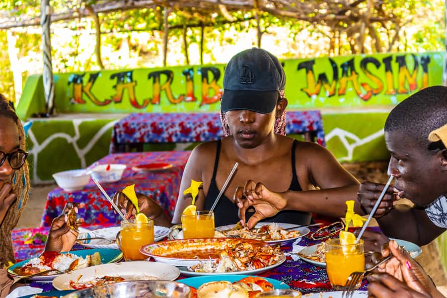 Wasini Island: Dolphin Spotting & Snorkel at Kisite Mpunguti - The optional Shimoni slave caves