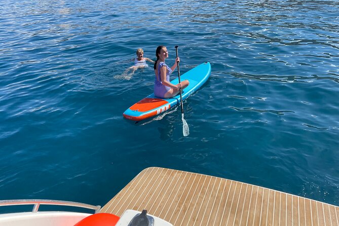 Whales and Dolphins excursion on a Luxury Yacht in Canary Islands - The crew and the small-group atmosphere